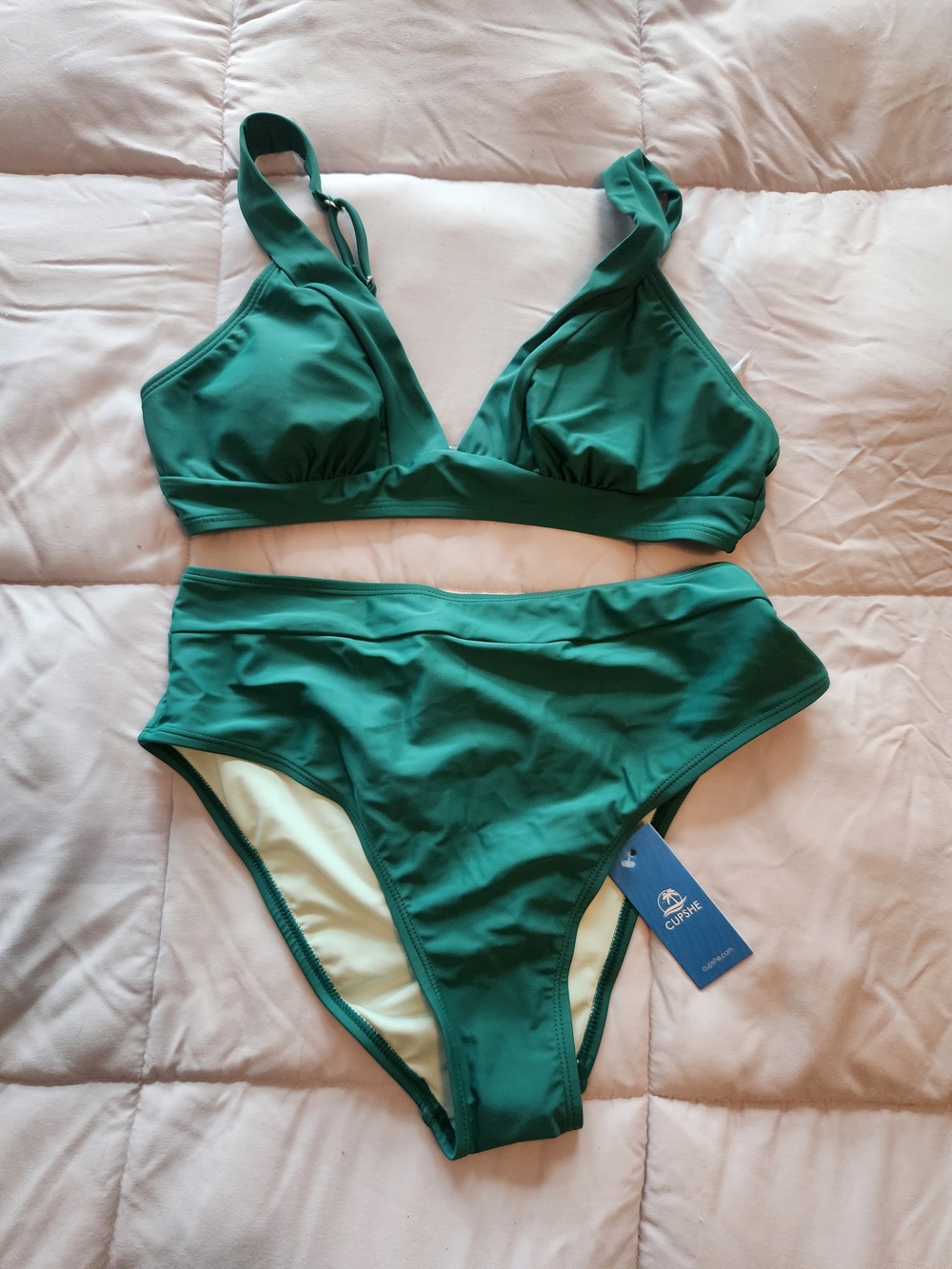 Cupshe Emerald Green High-Waist Bikini Set